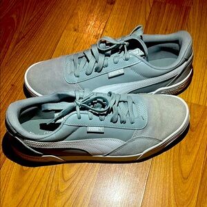 Puma Men's Gray Sneakers